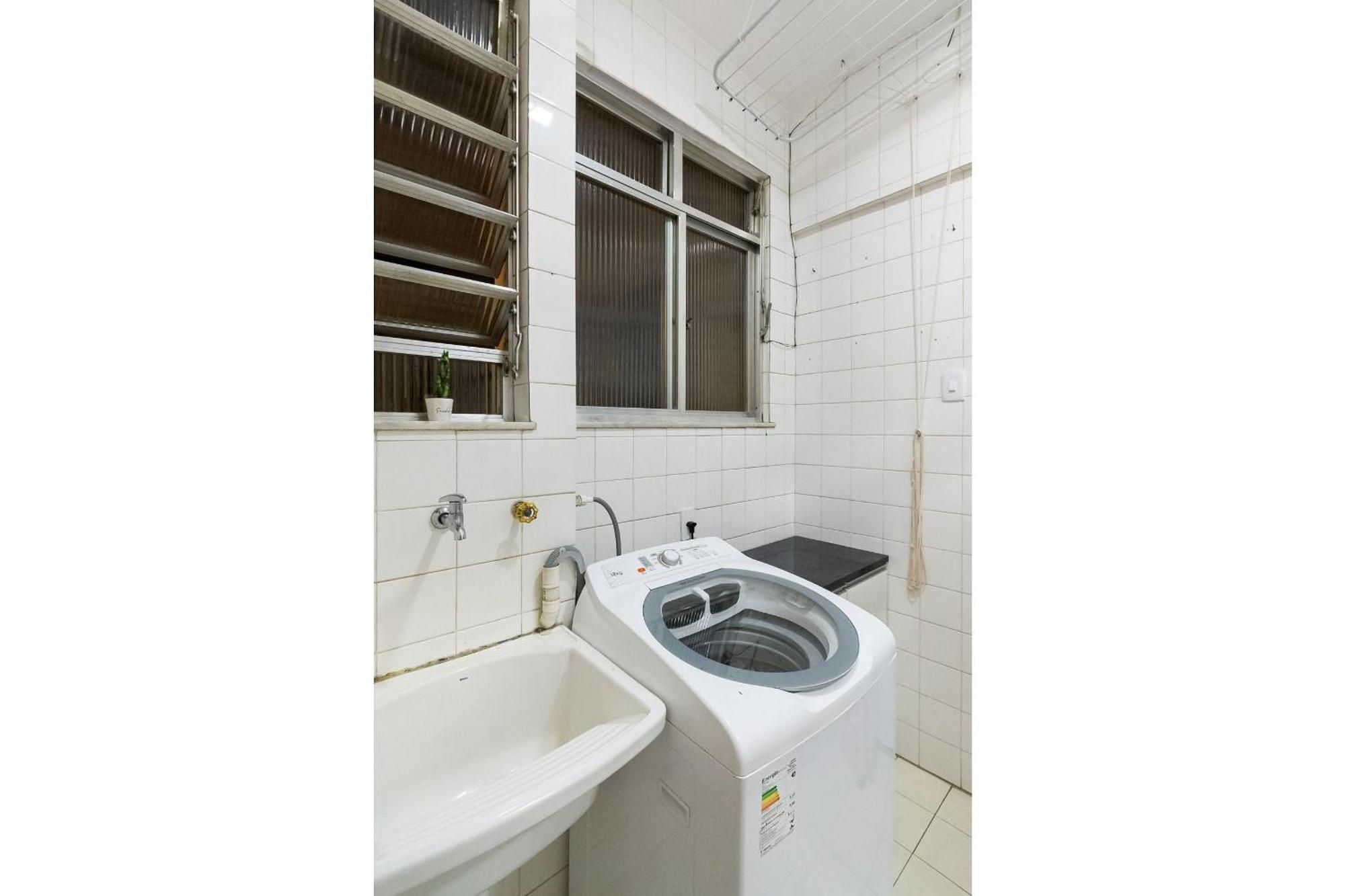 Omar do Rio - BT 207 Moderno 2 Quartos com Garagem, Internet 240mbps, Smart TV com WorkStation, 05 minutos andando da Praia de Ipanema e do Metrô Rio de Janeiro Exterior foto